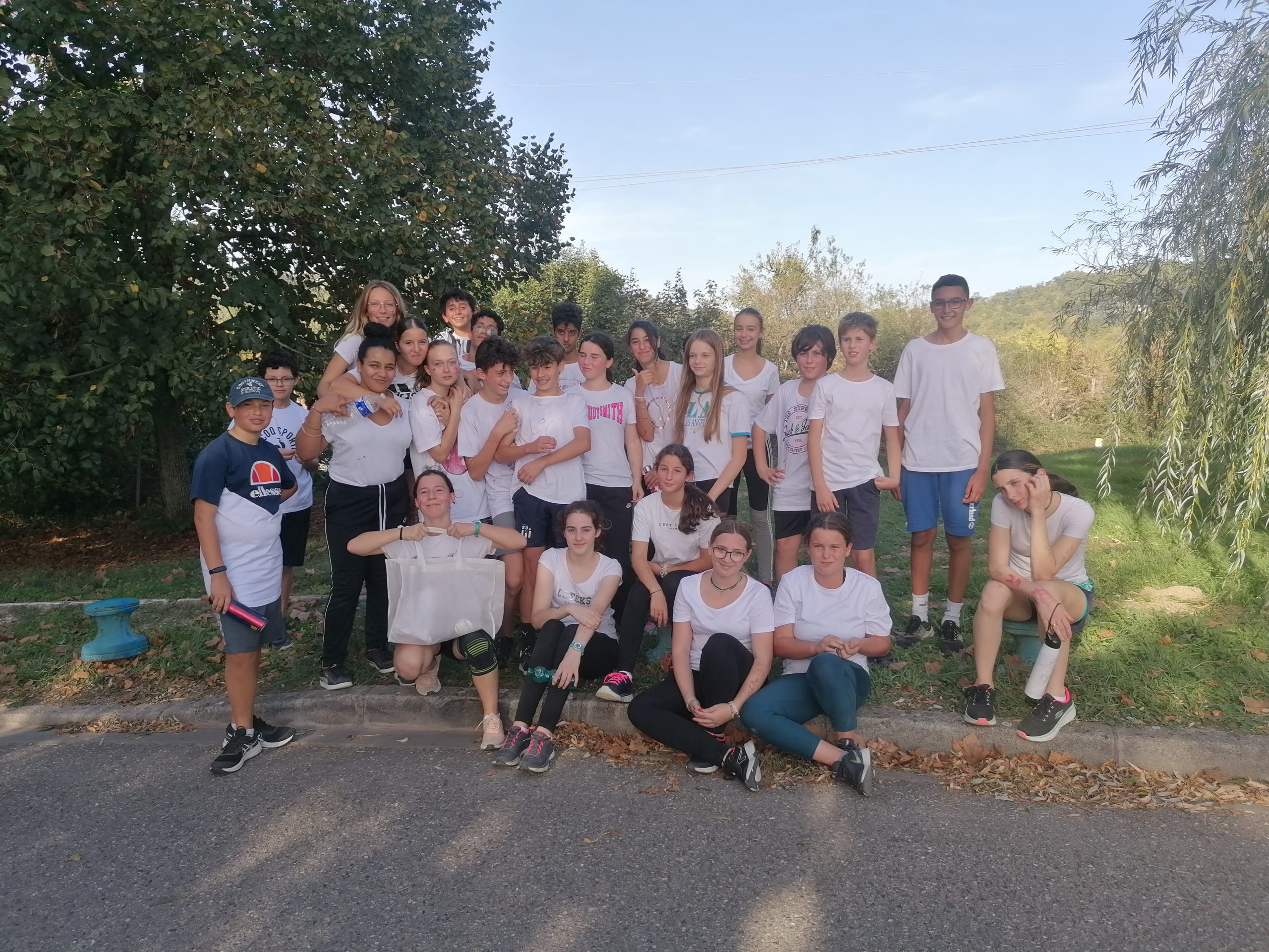 Élèves de 4e en activité